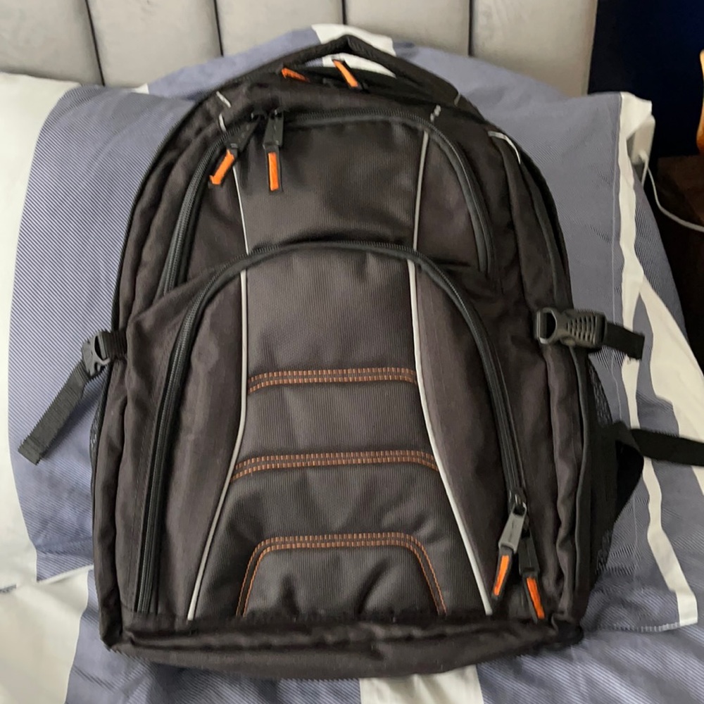 Amazon Basics Bookbag